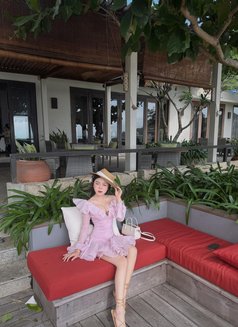 Thuy Linh Sexy - puta in Pune Photo 4 of 10