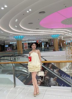 Thuy Linh Sexy - puta in Pune Photo 5 of 10