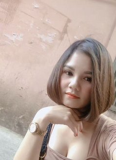 Thuy Van - escort in Hanoi Photo 1 of 4