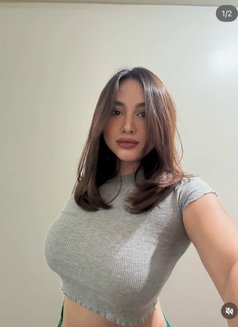 Thuy - escort in Doha Photo 4 of 5