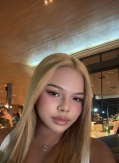 Ti Cha - Transsexual escort in Phuket Photo 2 of 3