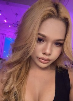 Ti Cha - Acompañantes transexual in Phuket Photo 4 of 4