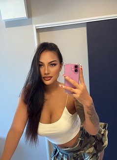 TI DA in Bkk available - escort in Bangkok Photo 2 of 5