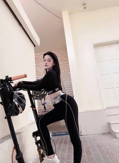 Mune incall + Outcall service Vip - escort in Colombo Photo 6 of 9