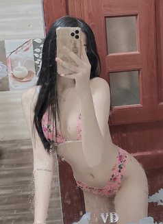 Ti Na - masseuse in Kathmandu Photo 13 of 22