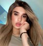 Tia - Transsexual escort agency in Beirut Photo 1 of 5