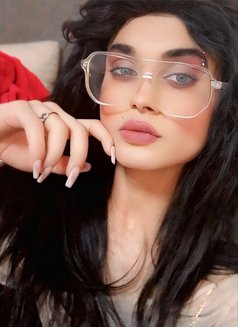 Tia khayrallh - Transsexual escort agency in Beirut Photo 13 of 16