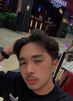 Tian - Acompañantes masculino in Manila Photo 9 of 11