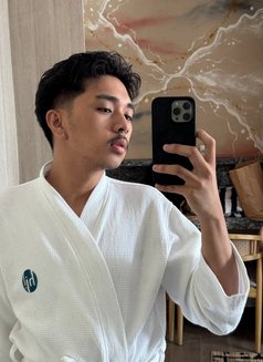 Tian - Acompañantes masculino in Manila Photo 11 of 11