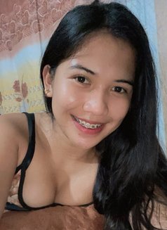 Tian Linda - escort in Noida Photo 4 of 6