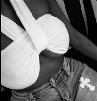 Tiana - escort in Cairo
