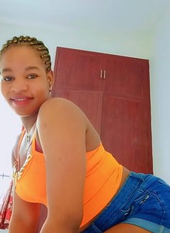 Keisha hot girl in Fatehgunj - masseuse in Vadodara Photo 2 of 4