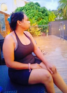 Tiana - escort in Mumbai Photo 5 of 5