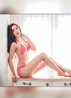 Tiana Kiss Kiss - escort in London Photo 7 of 8