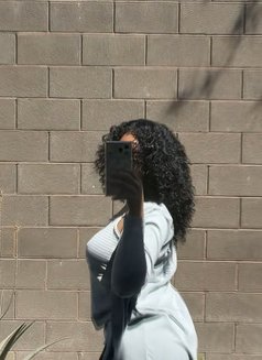 Tiana - escort in Okinawa Island Photo 1 of 3