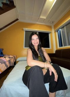 Tianah - escort in Edmonton Photo 3 of 5