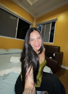 Tianah - escort in Edmonton Photo 4 of 5