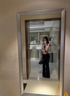 Tiara Amanda - puta in Jakarta Photo 7 of 7