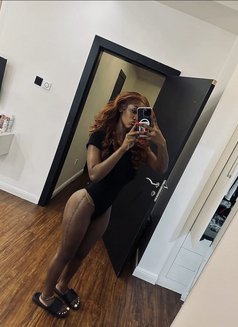 Tiara - escort in İstanbul Photo 2 of 3