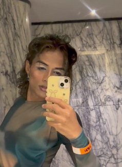 Tiara - Transsexual escort in Bangalore Photo 18 of 30