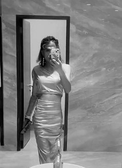 Tiara - Transsexual escort in Bangalore Photo 29 of 30