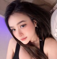 Tiara - puta in Jakarta