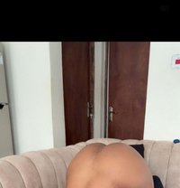 Tiara - puta in Nairobi