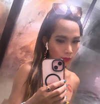 Tiara Leonty - Transsexual escort in Bali