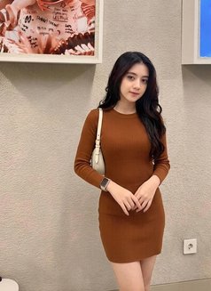 Tiara Livi - escort in Jakarta Photo 7 of 9