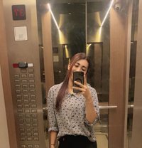 Tiara Livi - puta in Jakarta Photo 8 of 8