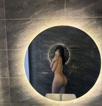 Tiara - Transsexual escort in Kuala Lumpur