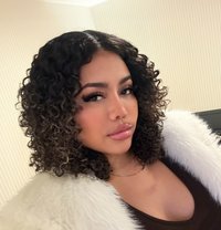 Tiara Selling Content 18+ - puta in Pyeongtaek