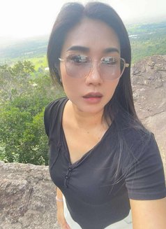 Ticha - escort in Abu Dhabi Photo 6 of 7