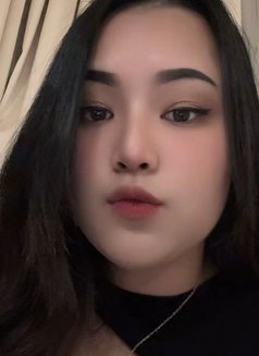 Isha good service - escort in Al Manama Photo 9 of 15
