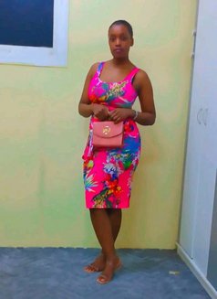 Tifah - escort in Muscat Photo 5 of 5