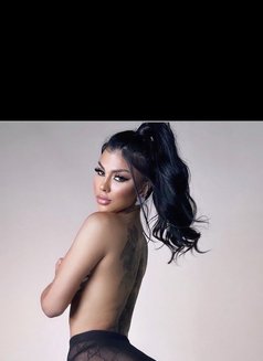 Tifanny - escort in Dubai Photo 5 of 15