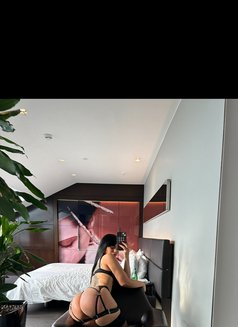 Tifanny - escort in Dubai Photo 10 of 15