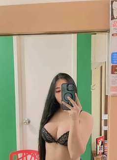 Tiffany Coco - Transsexual escort in Makati City Photo 4 of 7