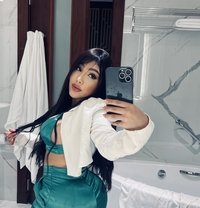 Luna latina baby - escort in Abu Dhabi