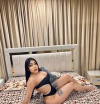Luna latina baby - escort in Abu Dhabi