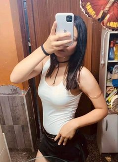 Tiffany - escort in Mecca Photo 2 of 4