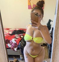 Tiffany - escort in Yokosuka