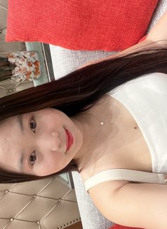 Tiffany - masseuse in Makati City Photo 2 of 12