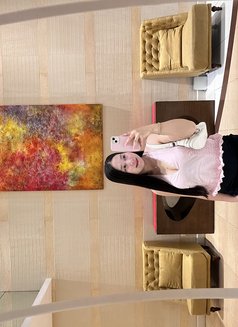 Tiffany - masseuse in Makati City Photo 5 of 8