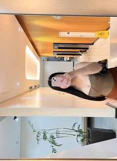 Tiffany - masseuse in Makati City Photo 7 of 8