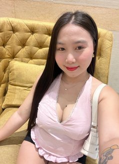 Tiffany - masseuse in Makati City Photo 8 of 8