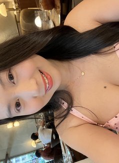 Tiffany - masseuse in Makati City Photo 5 of 10