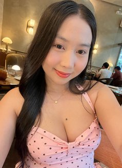 Tiffany - masseuse in Makati City Photo 6 of 10