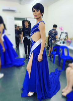 Tiffany - Transsexual escort in Manila Photo 9 of 14