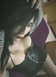 VerstileTOP XL SexyTiffany - Transsexual escort in Jakarta Photo 12 of 30